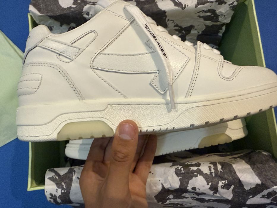 Off White Out Off Office