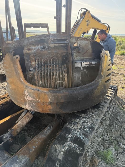 Vand JCB 8045Z 4,8 T avariat