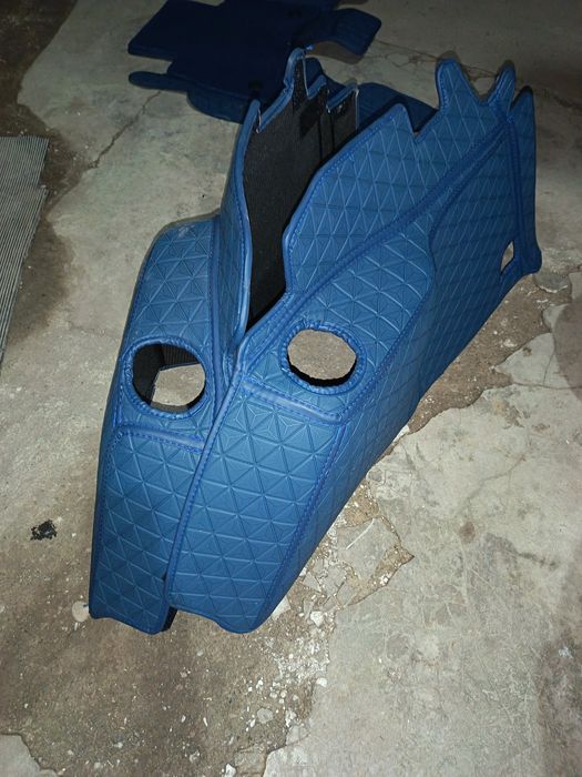 3D полики для Toyota prado 150