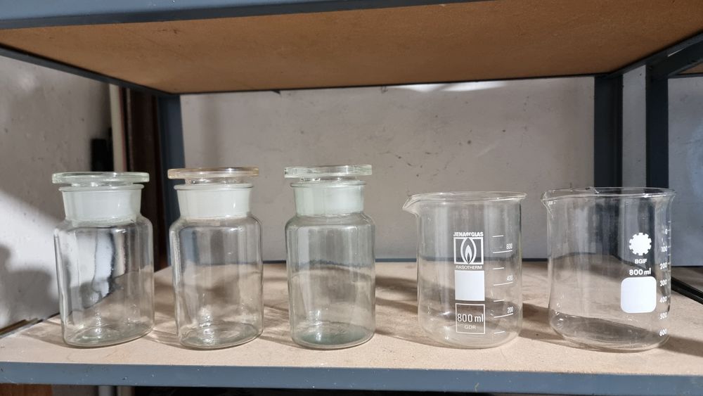 Стъклени мерителни чаши