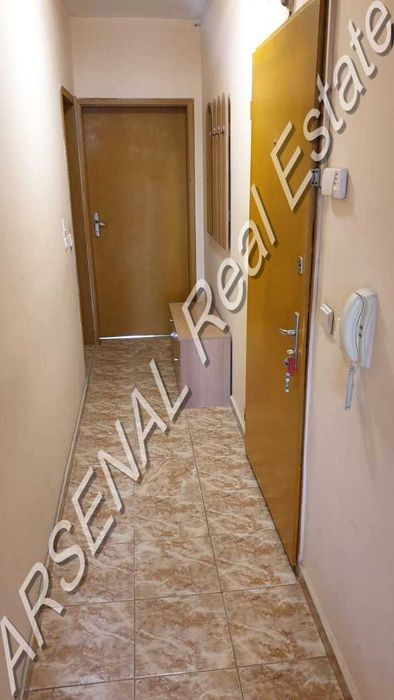 Дава се под наем Двустаен апартамент в София, Оборище - 86 кв.м за 575 € - Снимка #1