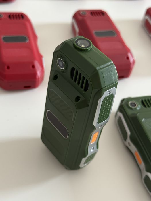 vand telefon Land Rover dual sim