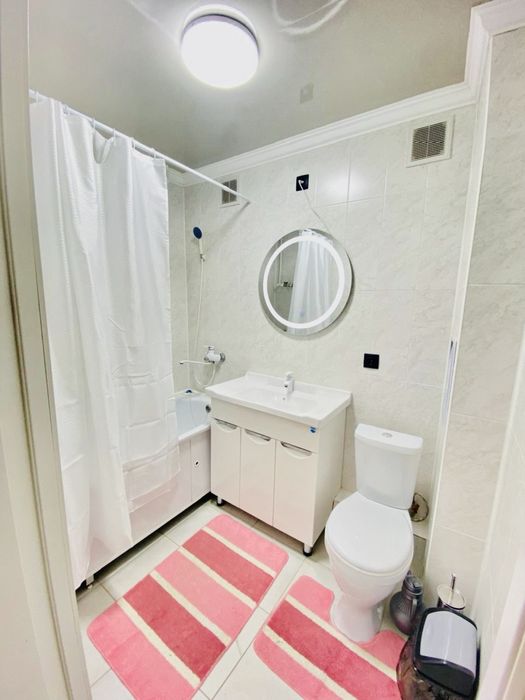 Евро в центре рядом есть все