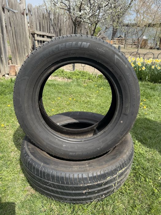 Avelope vara 225/R17