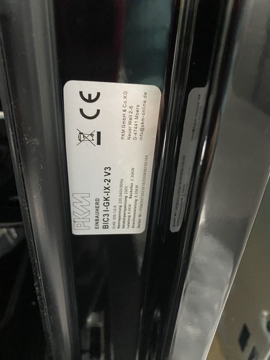 Фурна за вграждане с котлони PKM BIC4-2KB GKU IX2 59 l