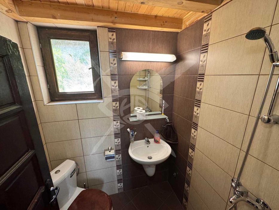 Две Вили - Айтос