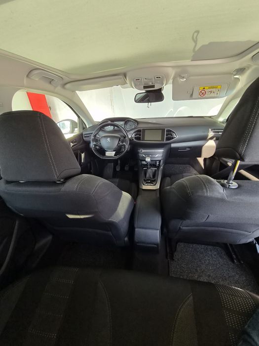 Peugeot 308 2015
