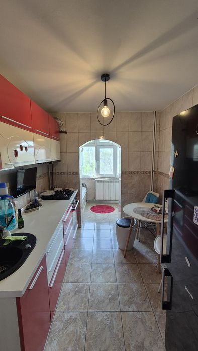 Apartament 3 camere micro 16 , 60m