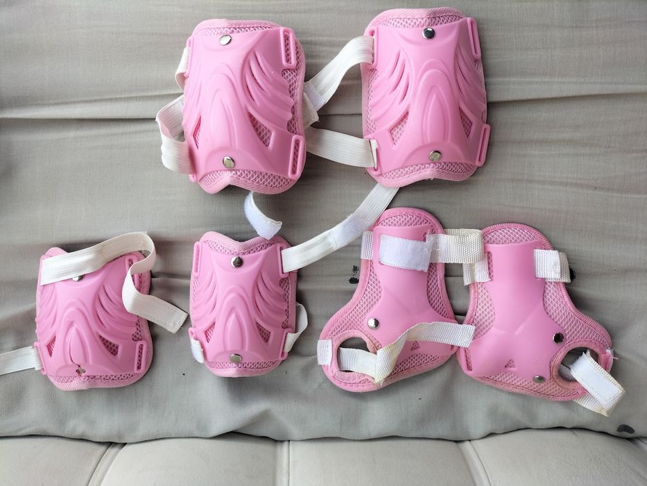 Роликовые коньки в комплекте