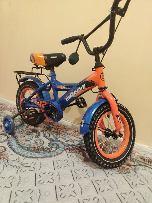 Yangi velosiped sotiladi