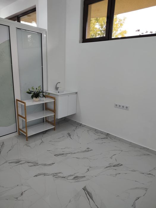 Отдавам помещение под наем в разработен салон