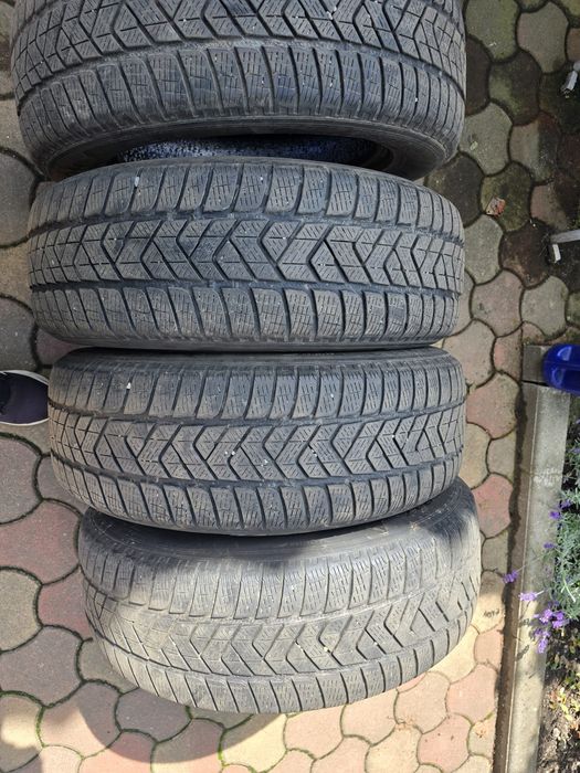 Anvelope Pirelli 205 65 R17 Fagaras • OLX.ro