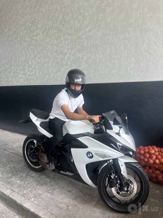 Moto sotiladi srochno