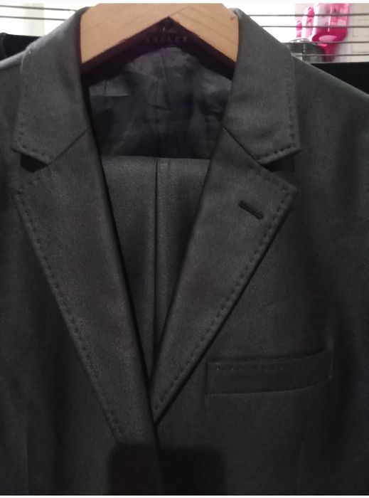 Продам  костюм 13000тг