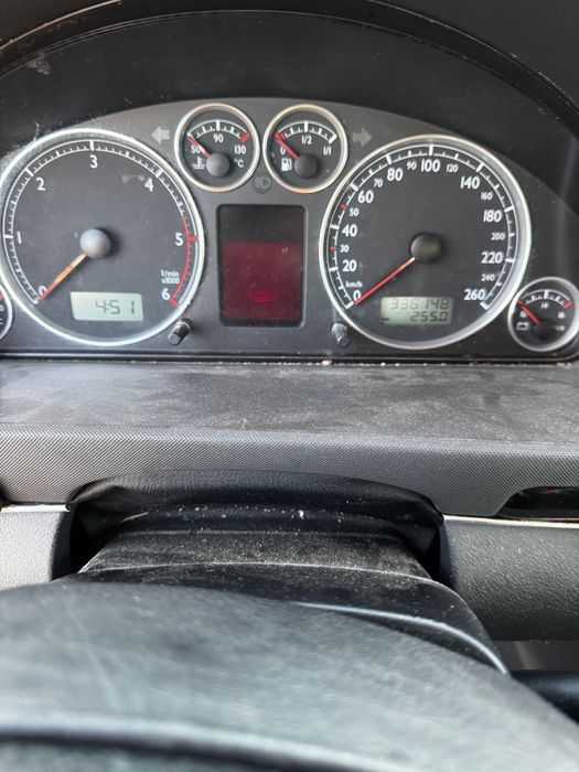 Vând VW Sharan 2005