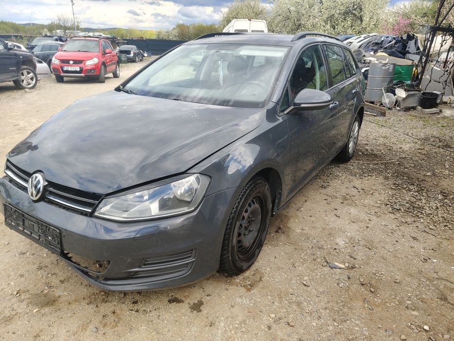 Piese motor cutie caseta injectoare pompa turbina pompa modul ecu kit pornire punte jug toba geam dpf  aripa far radiatoare  vw golf 7 1.6 tdi CLHA