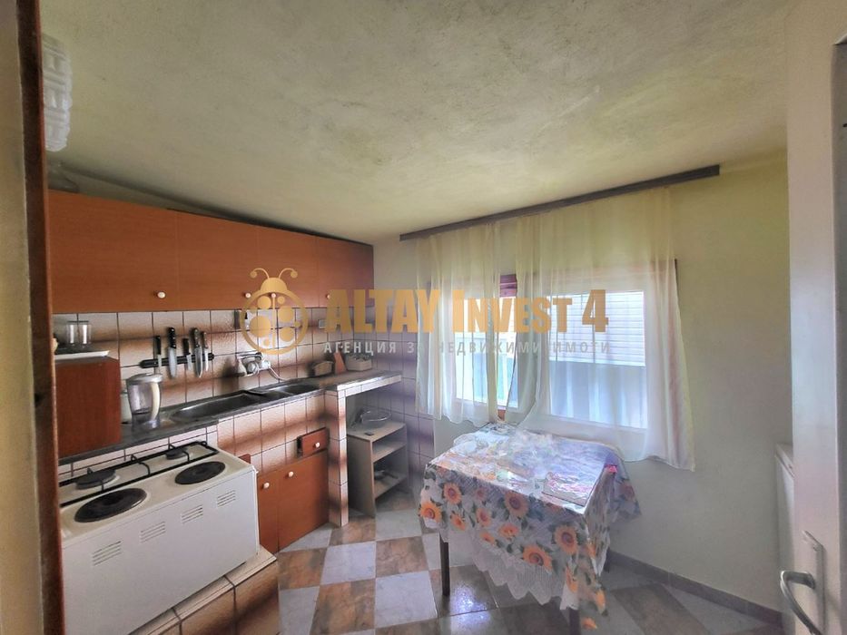 Продава се Къща в Генерал Тошево - 200 кв.м за 375 €/кв.м - Снимка #9