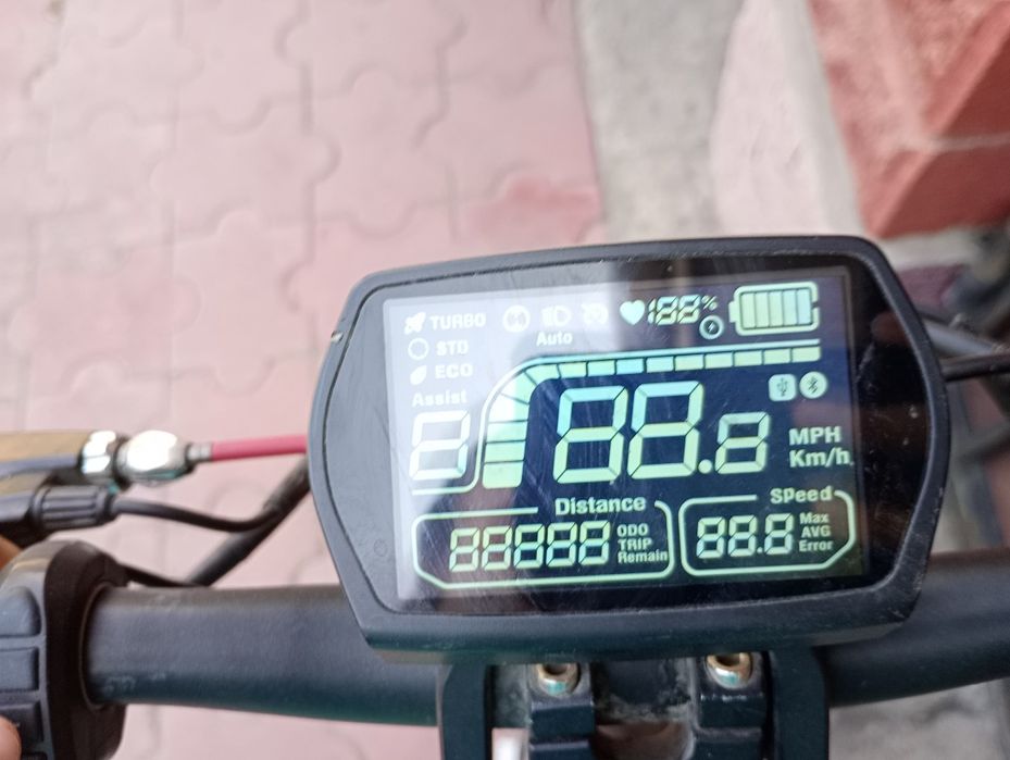 Продам электросамокат