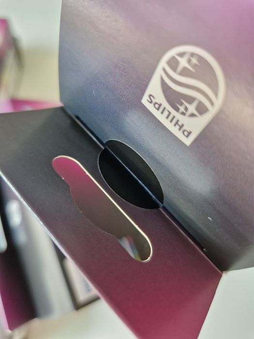 НОВИ - Philips Hue White and Color 9W, E27, A60, dimmer