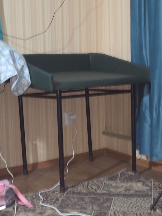 Детский кушетка продам