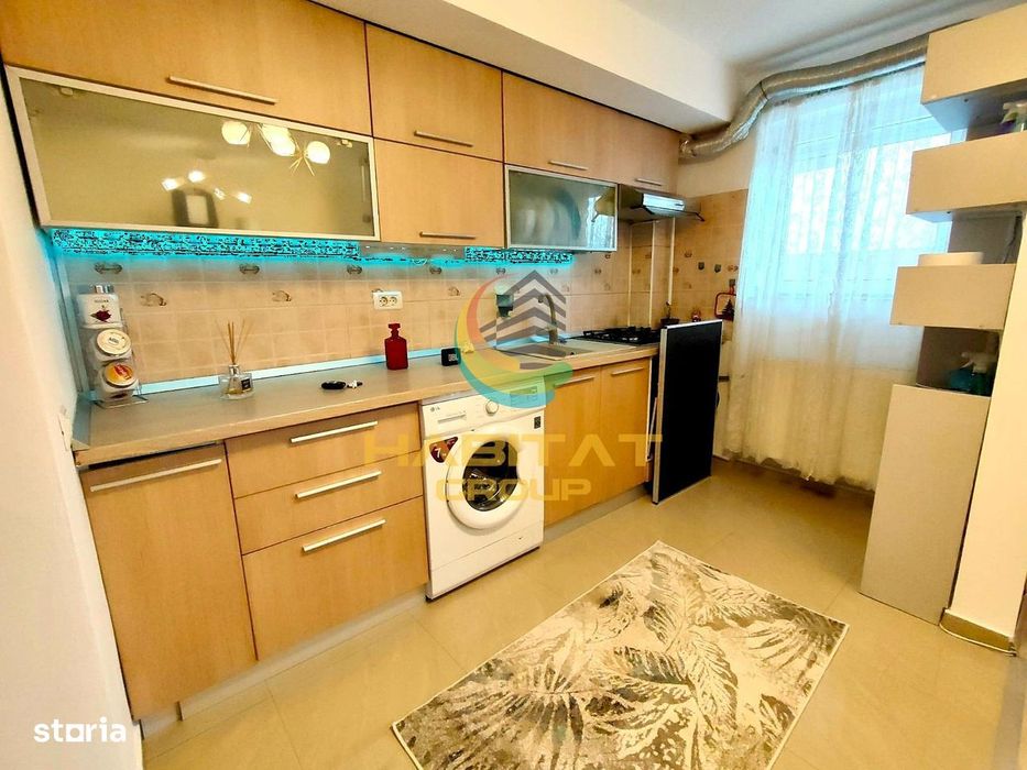 Vanzare apartament 3 camere mobilat utilat cu loc de parcare Str Sf Ag
