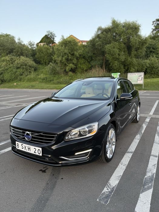 VOLVO V60 2013