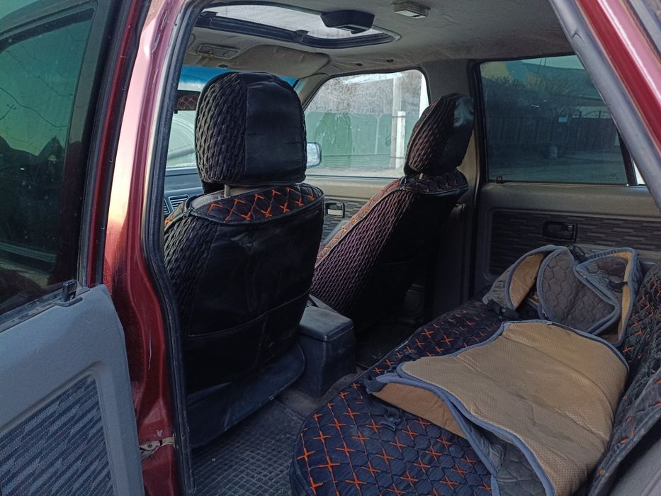 Продам машину опел фронтеро