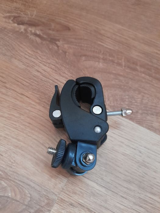 Suport lanterna/camera de acțiune/alte device-uri bicicleta NOU !!