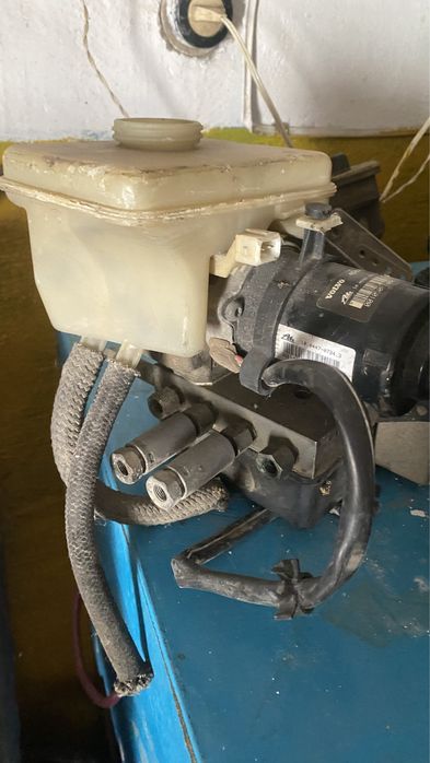 Запчасти на Вольво 460