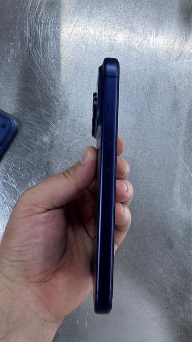 Айфон 17 pro 256 гб буу