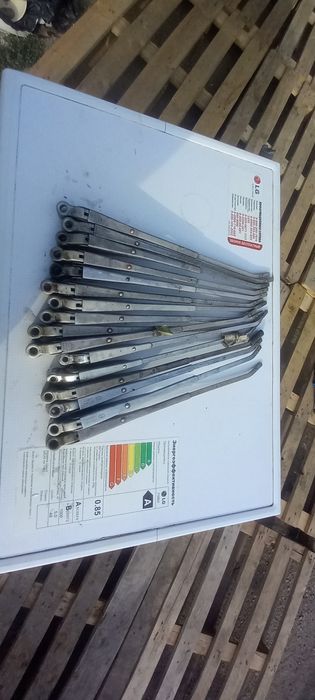 Поводки дворников Ваз 2106