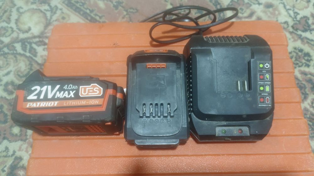 Продам аккумулятор на щуруповерть