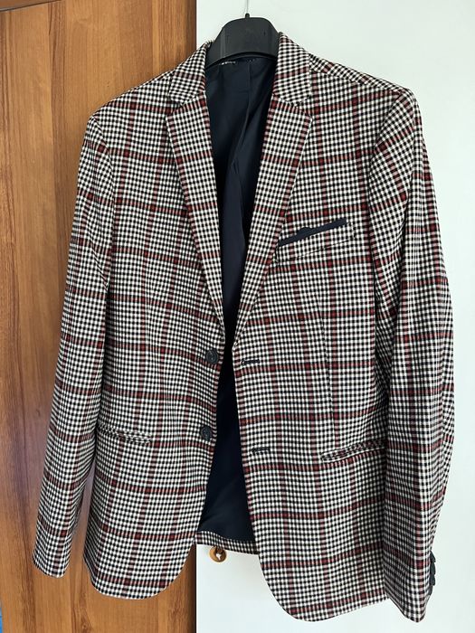 Елек Pull & Bear