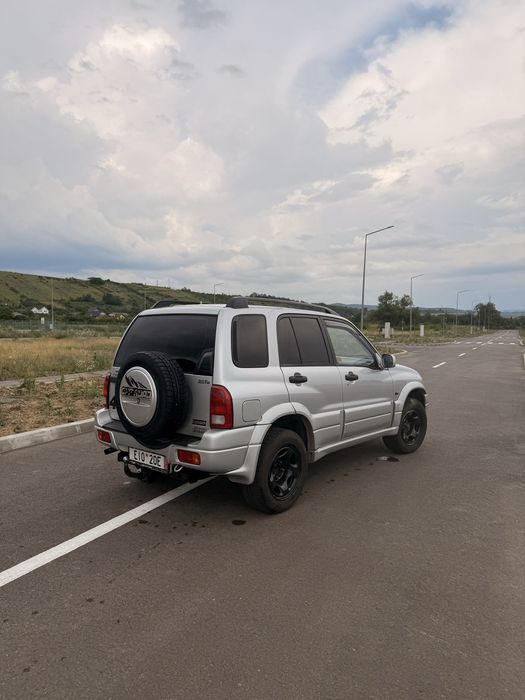 Suzuki grand vitara 2004