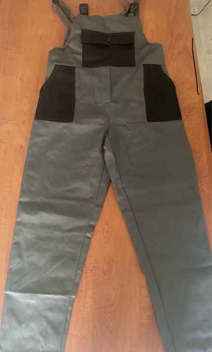 Pantaloni cu pieptar / salopete / combinezon / pantaloni lucru