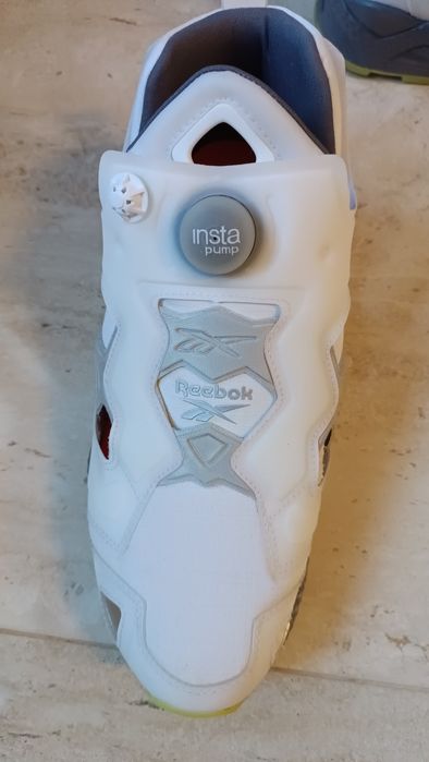 Reebok insta pump