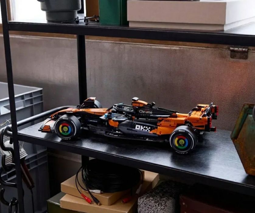 McLaren F1 MCL 39