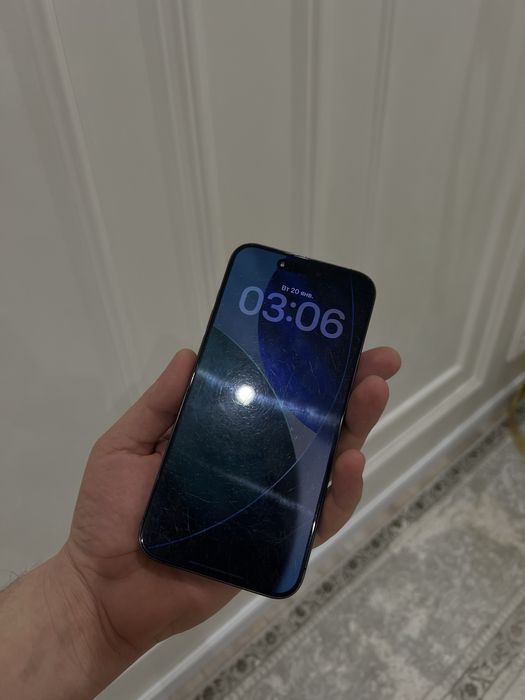 Iphone 15 pro max  yomkost 86% xotra 256gb