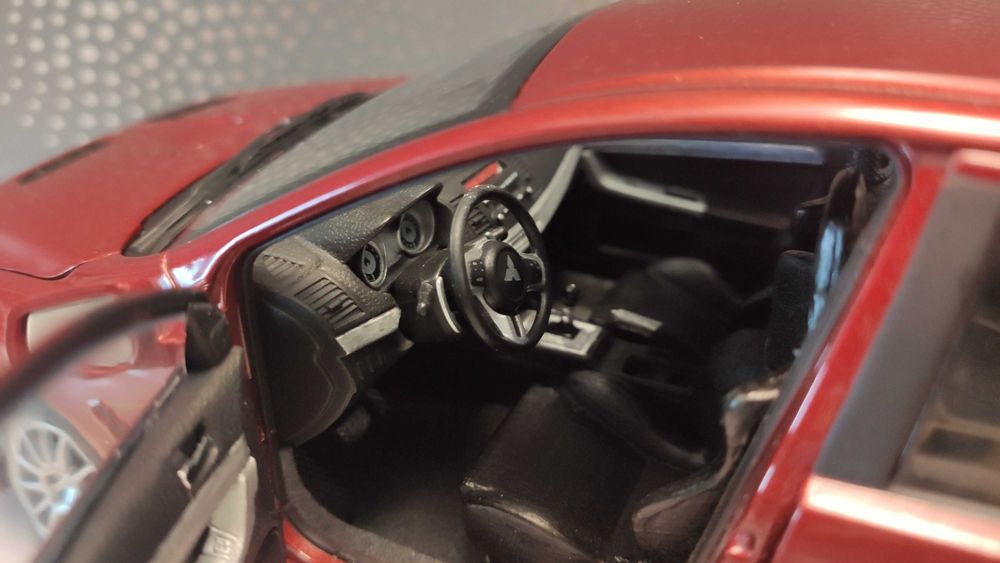 Macheta 1:18 Mitsubishi Lancer Evolution X 2004 – 1/18 Paudi Models