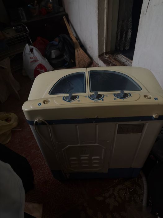 СРОЧНО Electromax XPB45-4518SA/ машинка стиральная