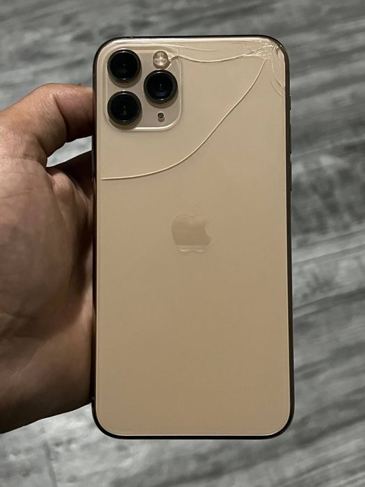 IPhone 11 pro kirishka singan