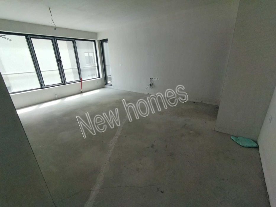 Продава се Тристаен апартамент в Пловдив, Център - 84 кв.м за 1310 €/кв.м - Снимка #1