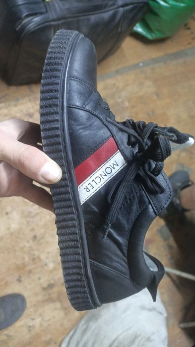 Продам кеды Moncler оригинал. 39 размер