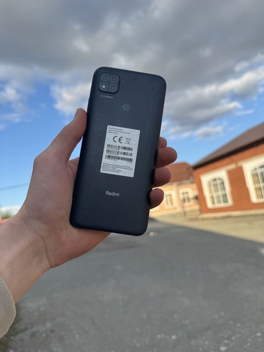 Продам телефон в отличном состоянии,Редми 9с