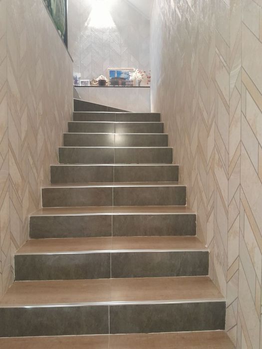 Uy (hovli) sotiladi, Уй (ховли) сотилади