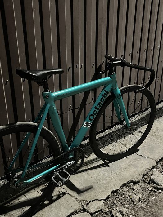 Продам Octachi at-2