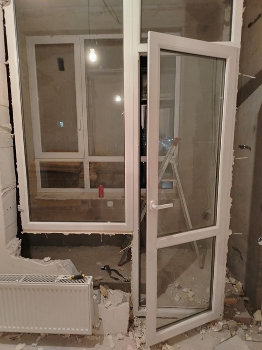 Продам окно с дверью