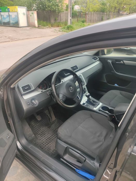 Volkswagen B7 motorina an fabricație 2011