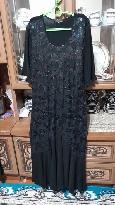 Платья праздничные на выбор размер 48×56