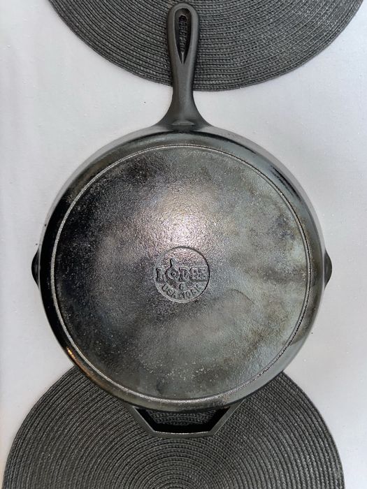 Tigaie fonta Lodge 31cm - stare foarte buna